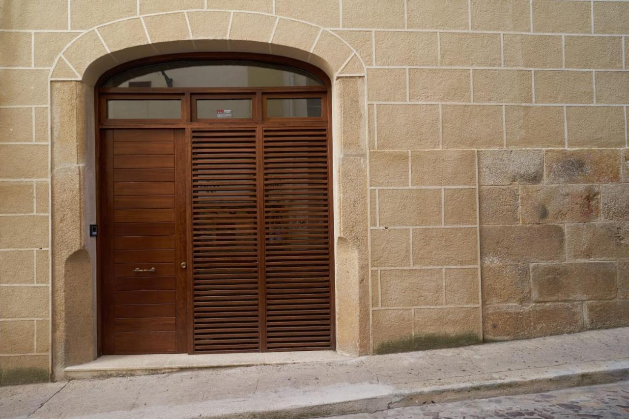 Apartamento Turistico Centro Monumental -- Caces Exteriör bild
